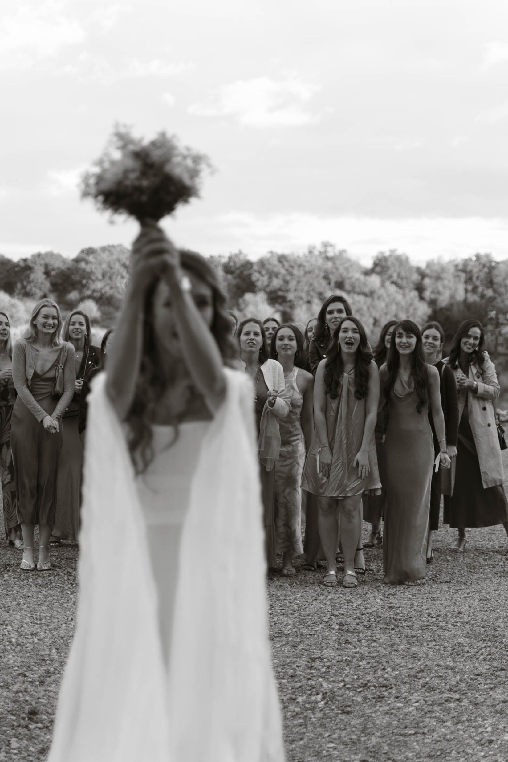 intimate weddings wedding photography photographer photographe photographie mariage intimistes elopement authentique émotions amour France