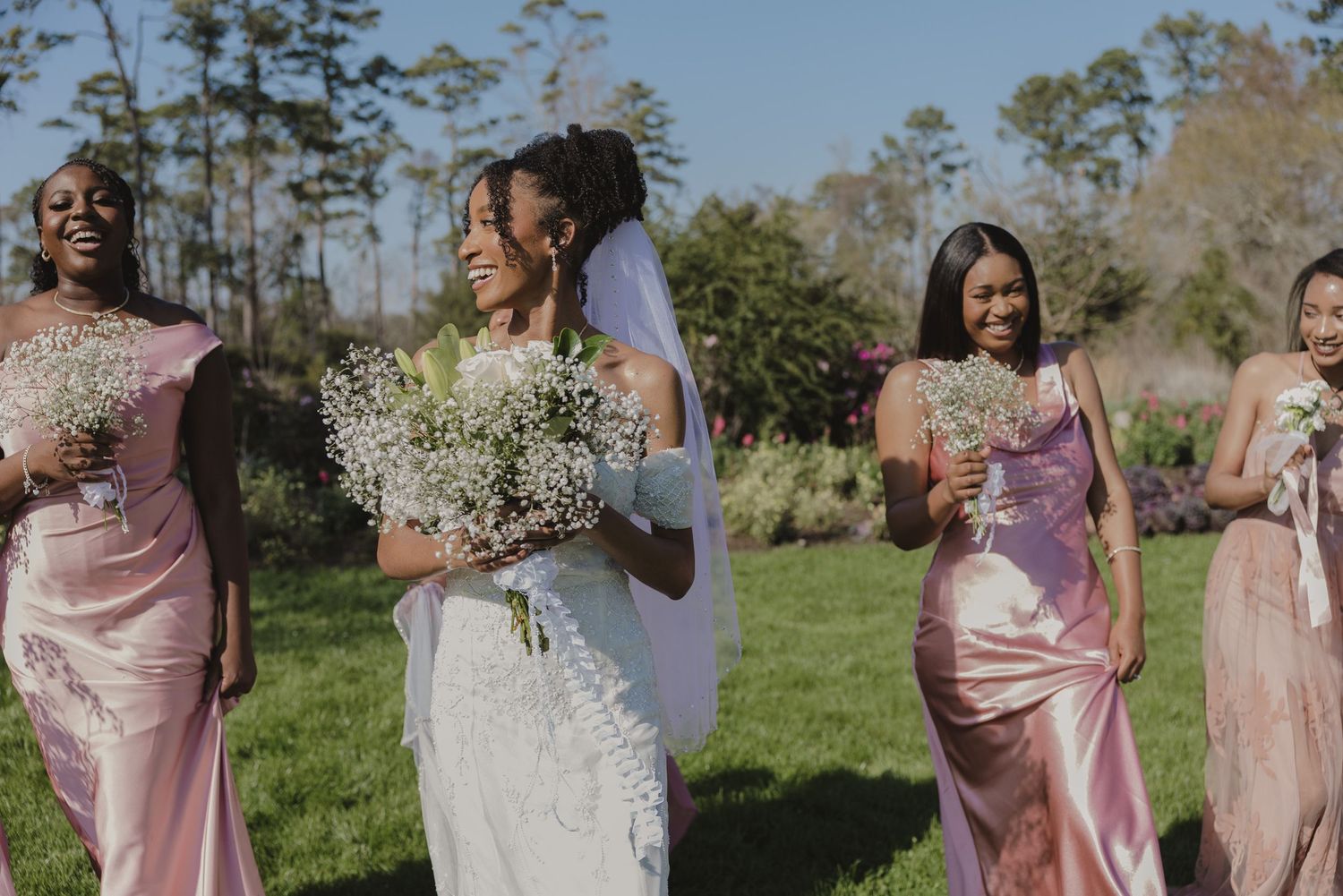 Houston Texas wedding photographer creating romantic, timeless imagery with a candid storytelling approach. Mercer Botanic Gardens
