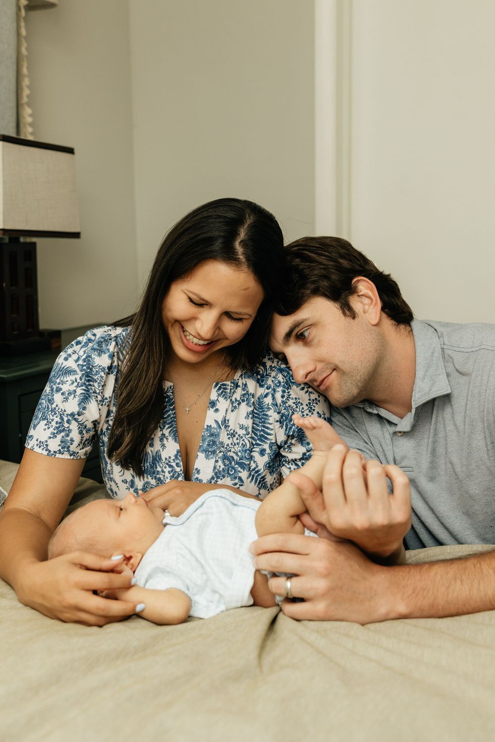 Cozy in-home newborn session in Florida. Jacksonville Newborn Photographer, Jacksonville Family Photographer - Lindsay McDow Photography