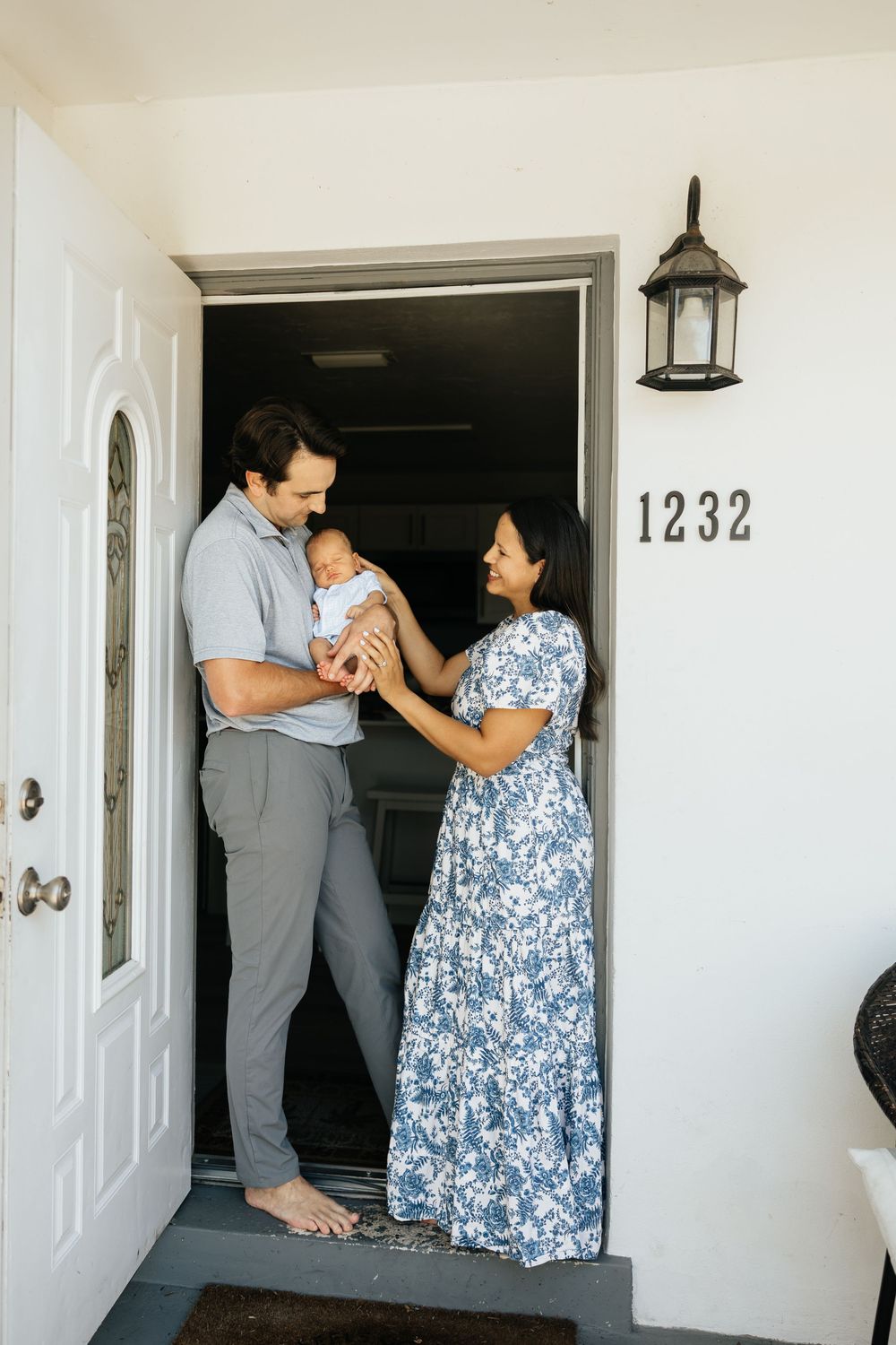 Cozy in-home newborn session in Florida. Jacksonville Newborn Photographer, Jacksonville Family Photographer - Lindsay McDow Photography