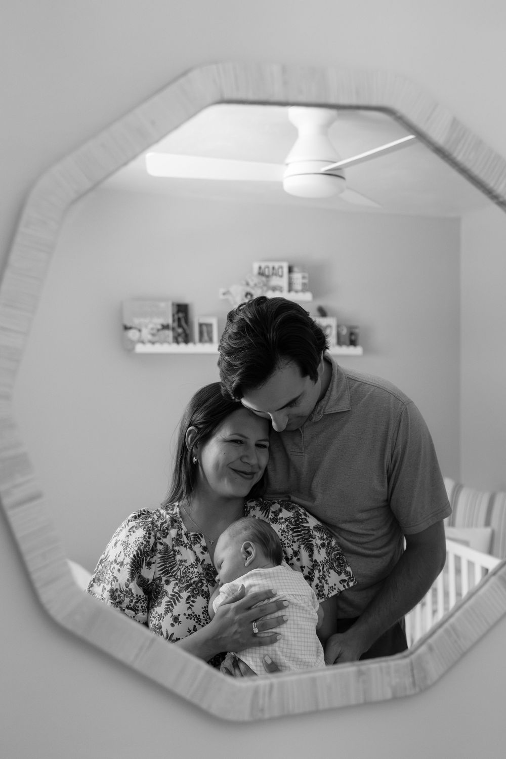 Cozy in-home newborn session in Florida. Jacksonville Newborn Photographer, Jacksonville Family Photographer - Lindsay McDow Photography