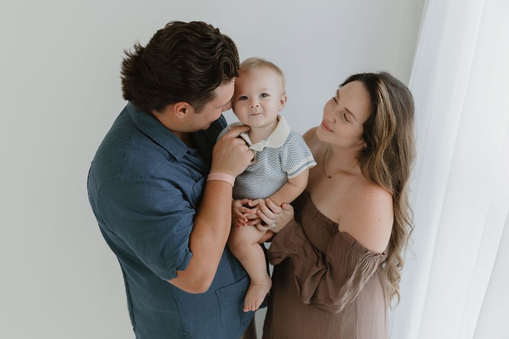 Family Moments are welcome during One year old Milestone Session in Tyler Texas with East Texas Motherhood Photographer KP Portraits