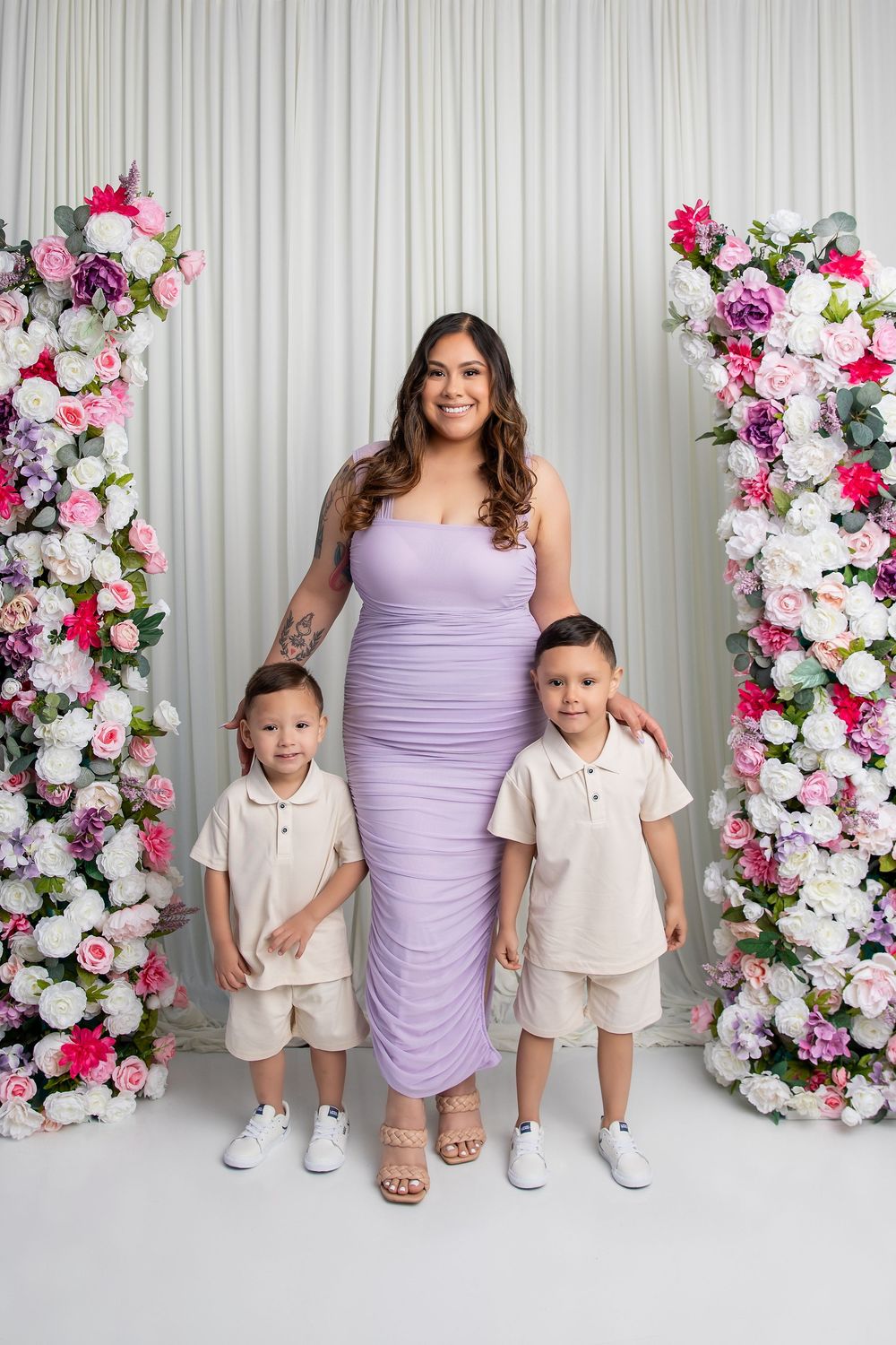 Sandra Rodriguez Photography  
Chicago Family Photographer
Chicago Cake smash Photographer 
Illinois Photographer  
Maternity Photographer