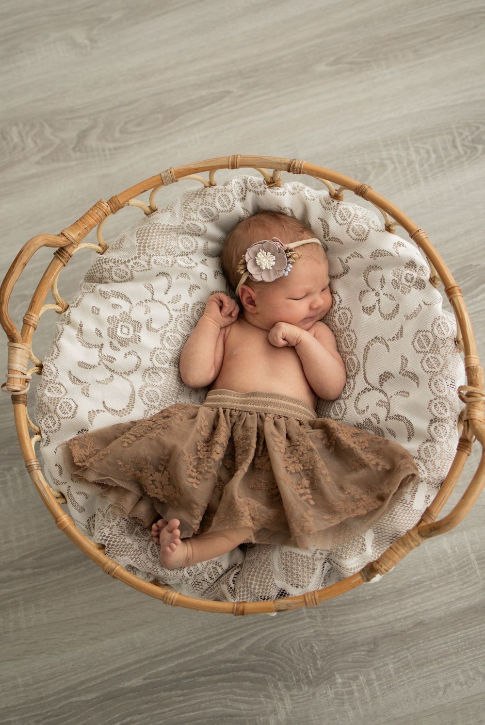 valokuvaus oulu newborn newbornkuvaus vauvakuvaus newbornkuvaaja vauvakuvaaja vastasyntynyt vastasyntyneen kuvaus valokuvaaja vauva