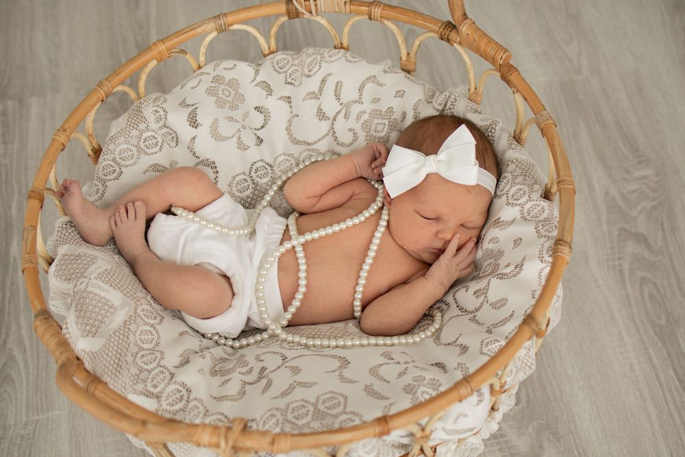 valokuvaus oulu newborn newbornkuvaus vauvakuvaus newbornkuvaaja vauvakuvaaja vastasyntynyt vastasyntyneen kuvaus valokuvaaja vauva