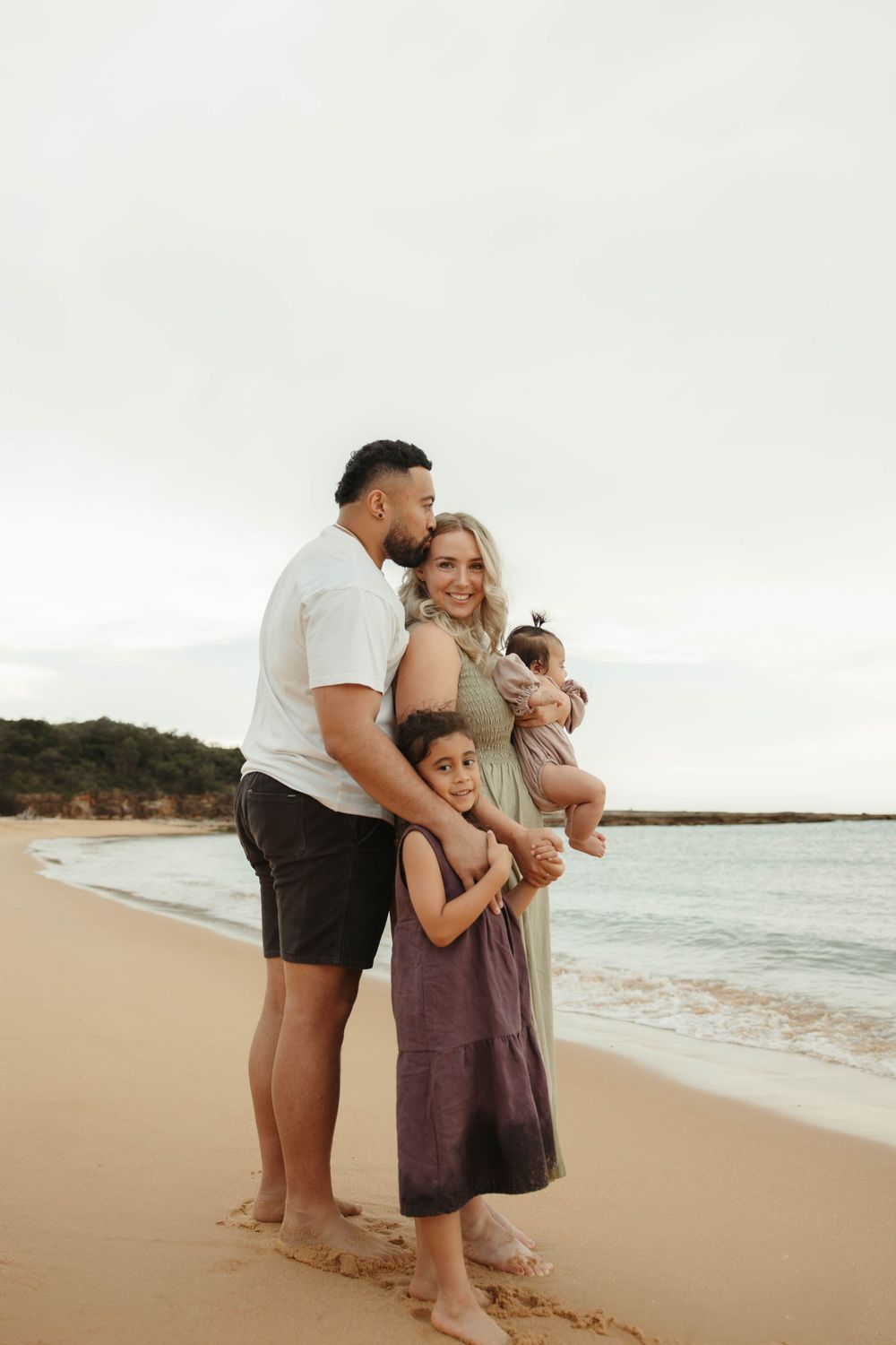 central coast family photographer capturing real, candid moments between mums and their babies.