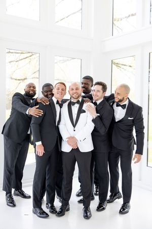 Light and airy wedding photography by Julia and Sean Photography, husband-and-wife photographers serving joyful brides in Dayton, Cincinnati