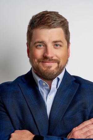 Corporate headshot of business professional in Dallas, Texas photographed by MB Video Productions