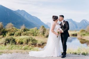 Vancouver Wedding Photographer golden eagle golf course wedding in pitt meadows, BC