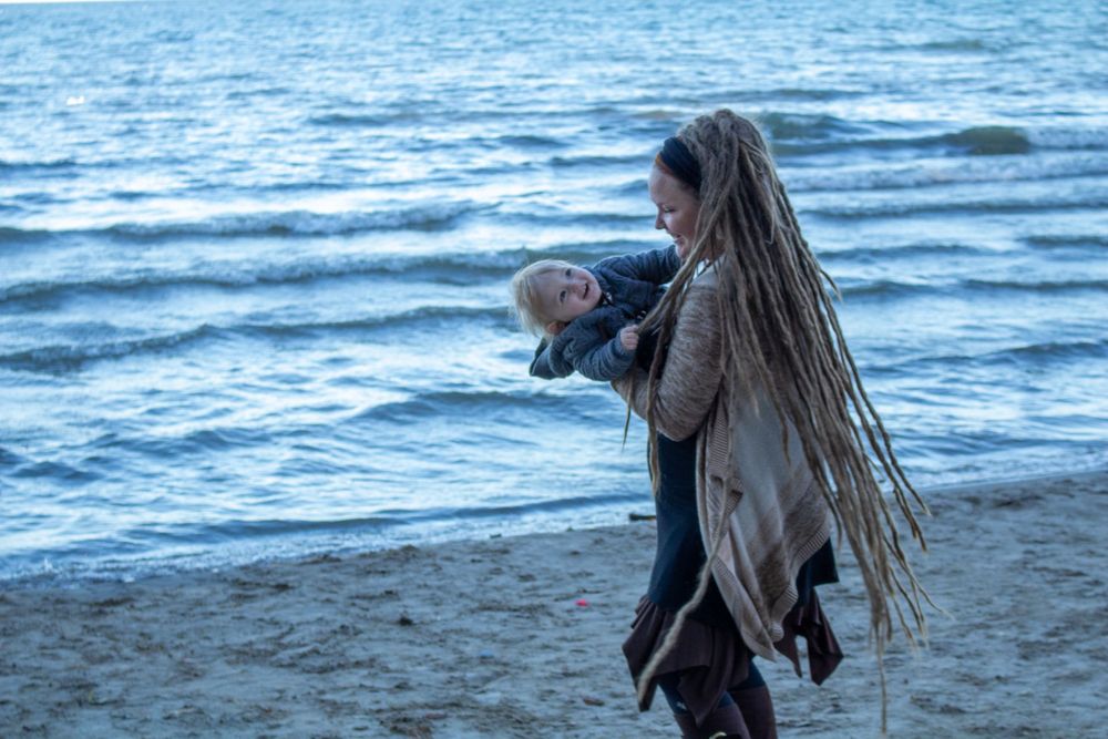 Fall Family Photo on the beach Family Photos Mississauga