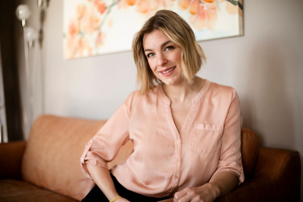 Alison of Lumenali Photography: Kingston, Ontario, Canada. Serving Ontario, Quebec. Open to travel!