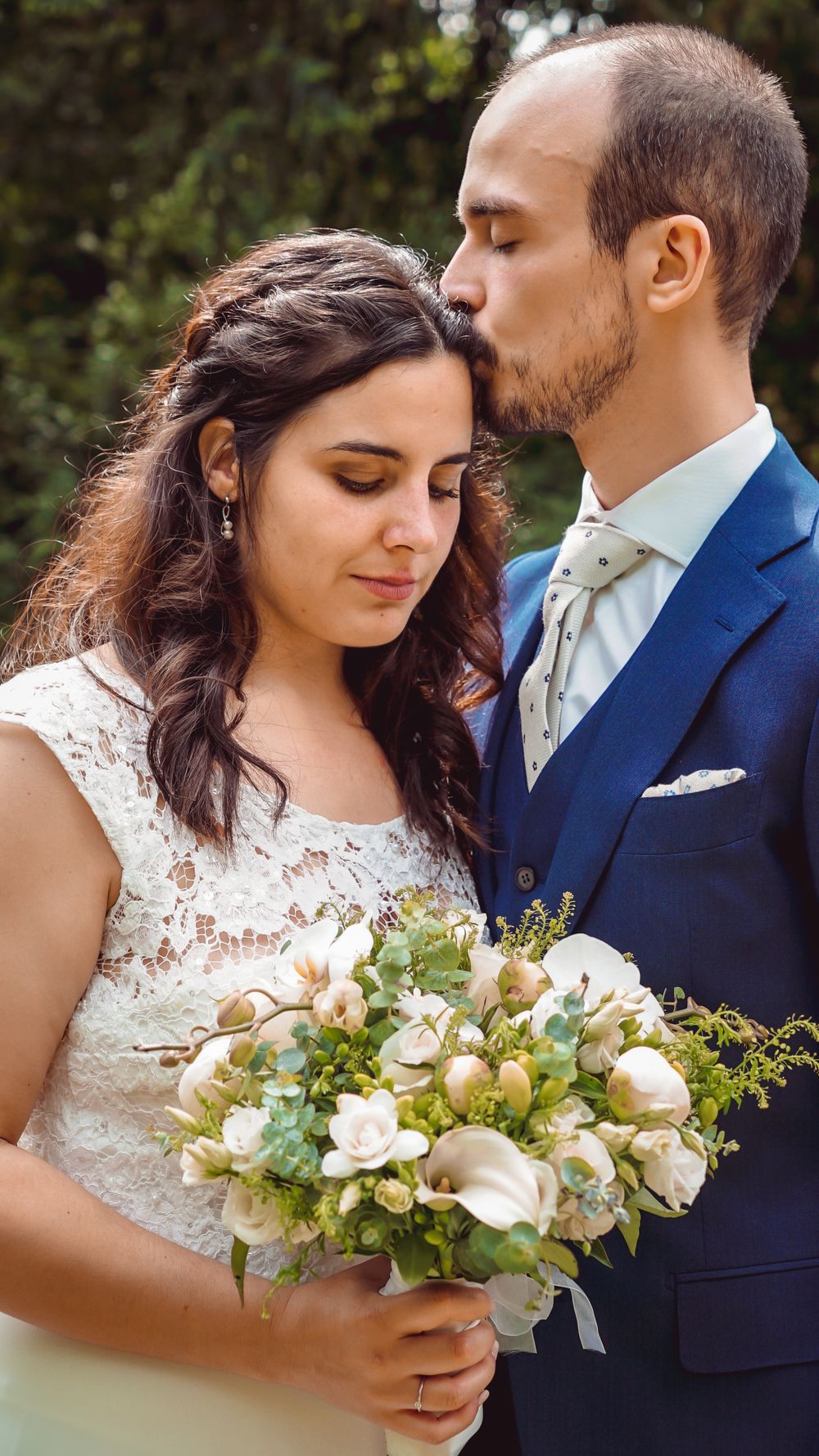 Photo de mariage, couple photographié par Chloé Cabanes