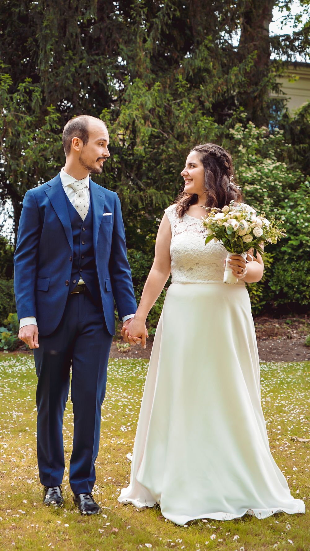 Photo de mariage, couple photographié par Chloé Cabanes