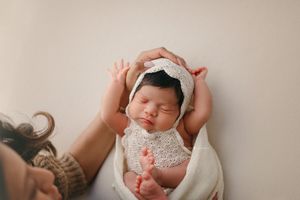 newborn photographer near me