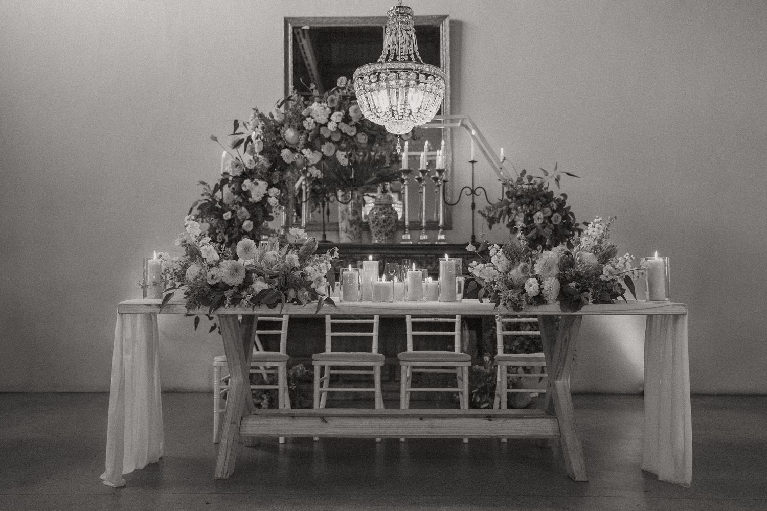 Aishling and Hendrik at Nooitgedacht Estate in Stellenbosch, documentary wedding photos capturing celebrations and beautiful portraits.
