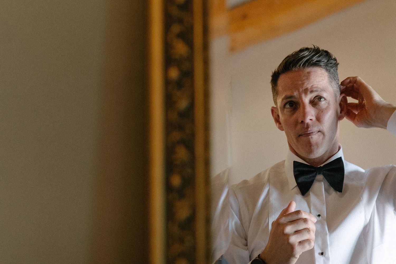 Aishling and Hendrik at Nooitgedacht Estate in Stellenbosch, documentary wedding photos capturing celebrations and beautiful portraits.