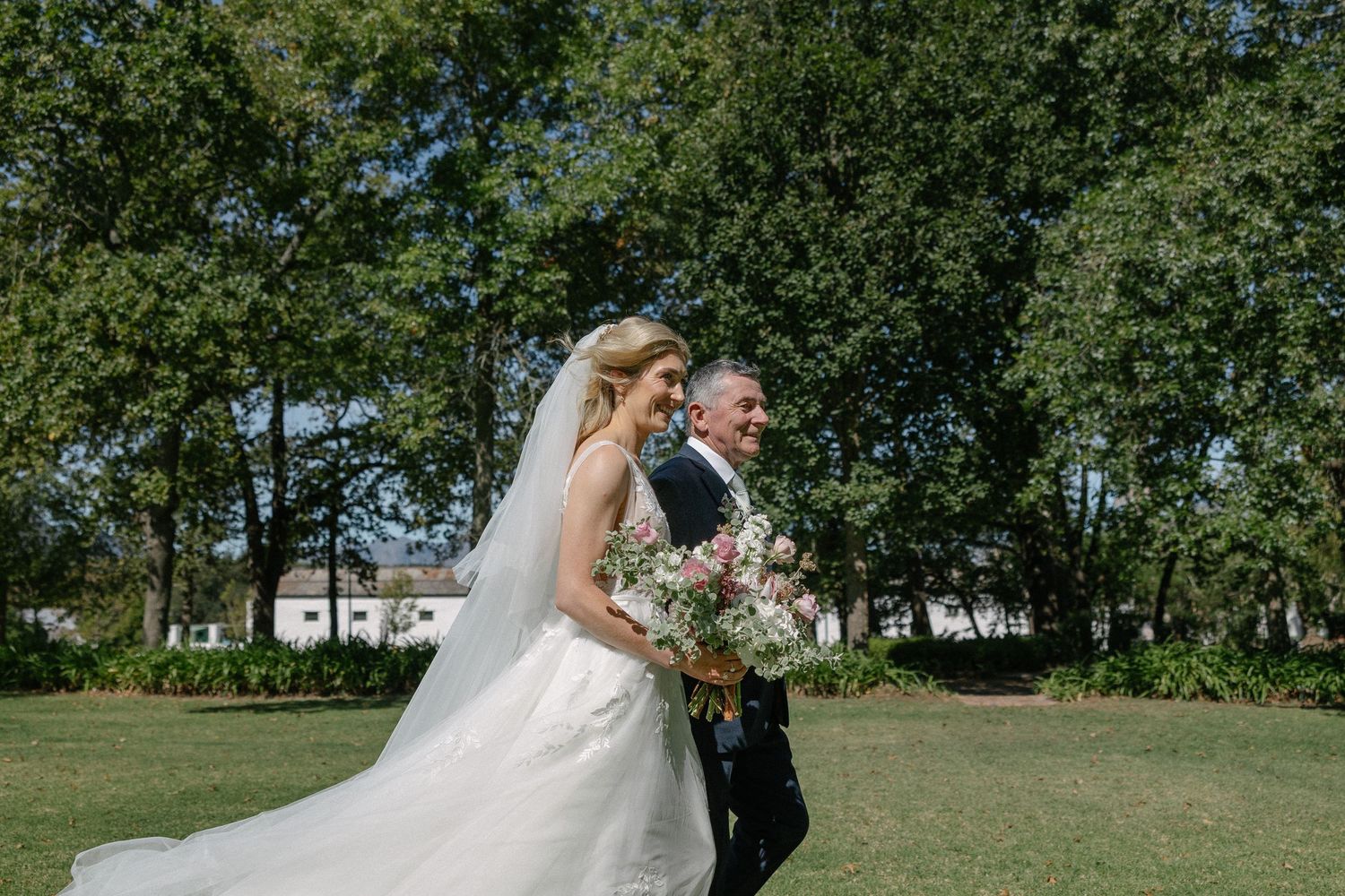Aishling and Hendrik at Nooitgedacht Estate in Stellenbosch, documentary wedding photos capturing celebrations and beautiful portraits.