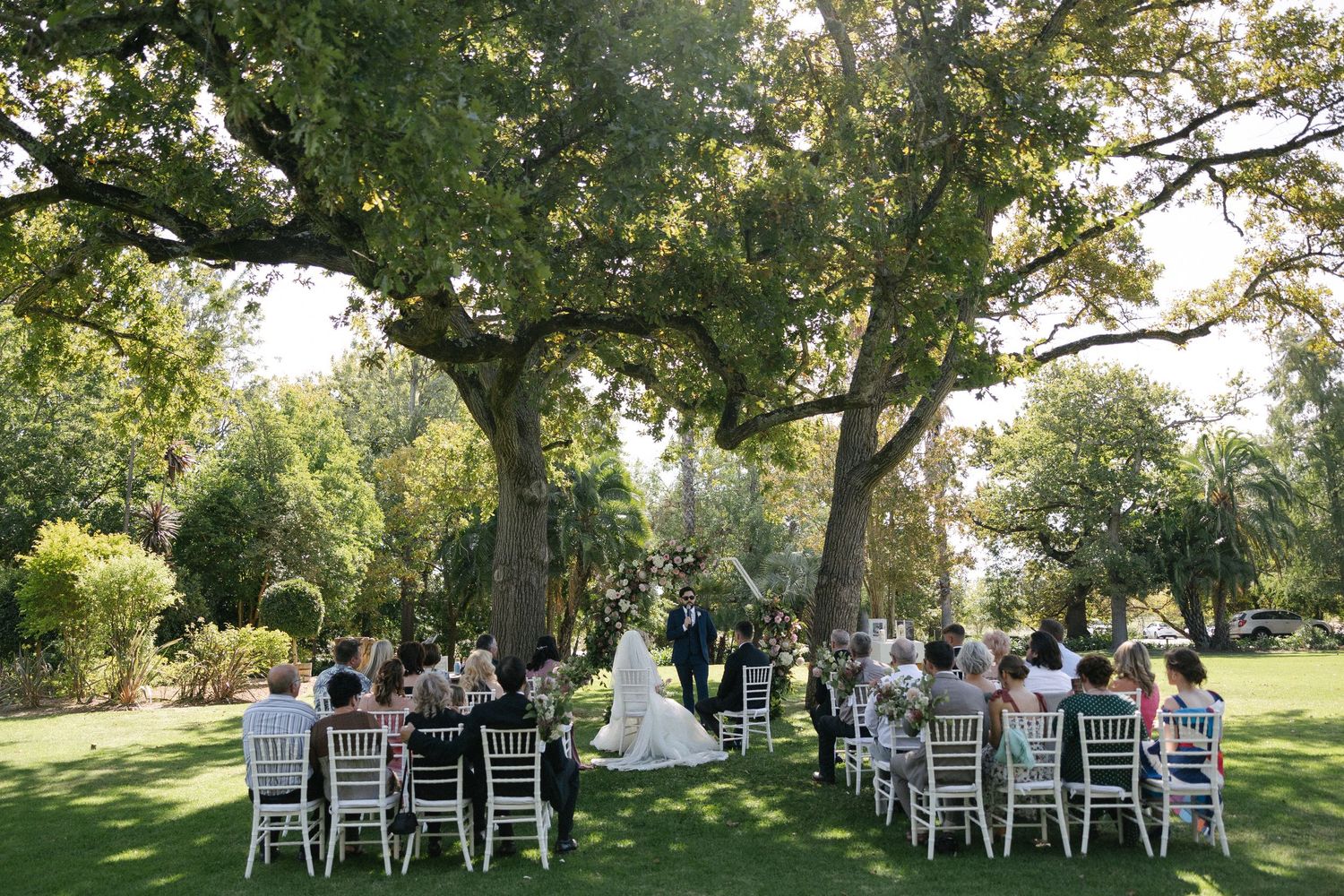 Aishling and Hendrik at Nooitgedacht Estate in Stellenbosch, documentary wedding photos capturing celebrations and beautiful portraits.