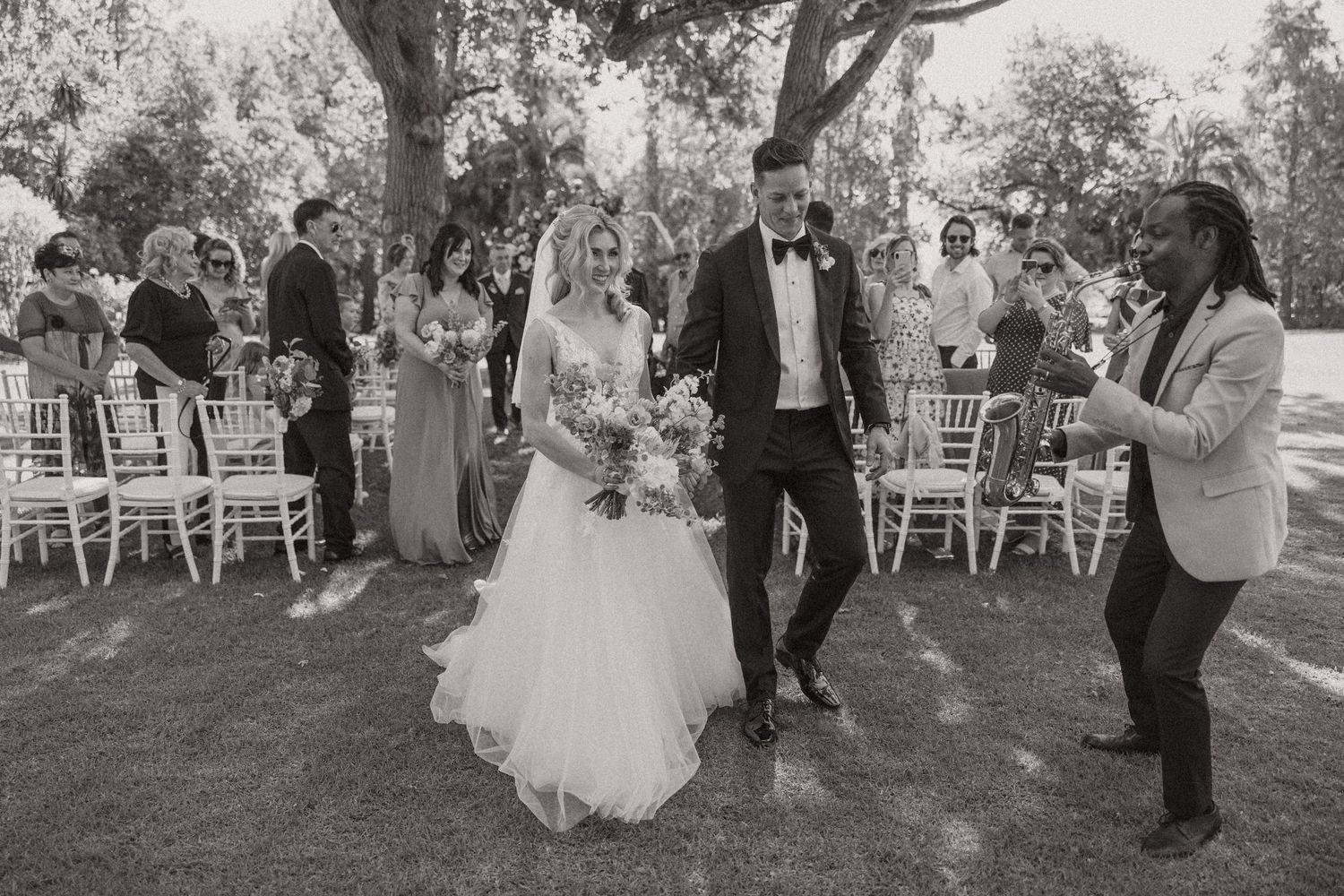 Aishling and Hendrik at Nooitgedacht Estate in Stellenbosch, documentary wedding photos capturing celebrations and beautiful portraits.