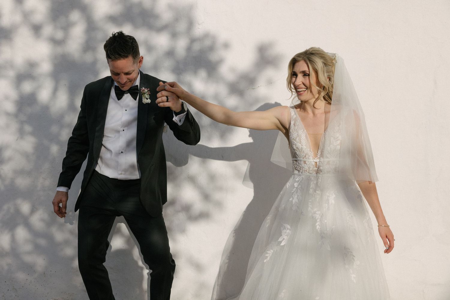 Aishling and Hendrik at Nooitgedacht Estate in Stellenbosch, documentary wedding photos capturing celebrations and beautiful portraits.