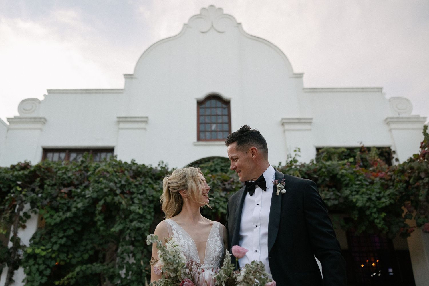 Aishling and Hendrik at Nooitgedacht Estate in Stellenbosch, documentary wedding photos capturing celebrations and beautiful portraits.