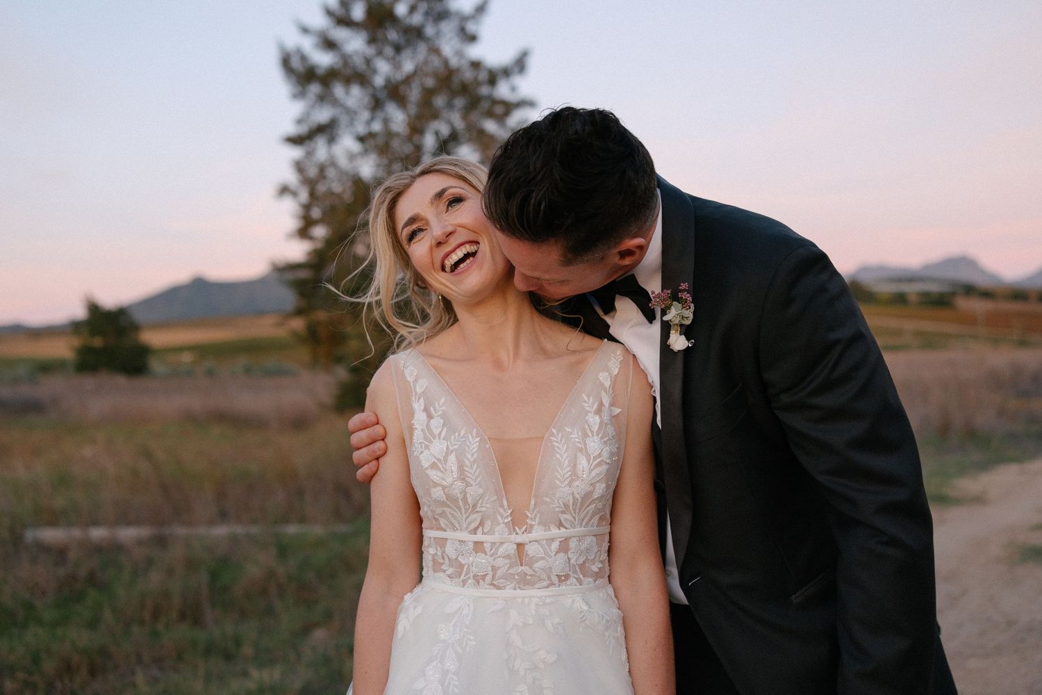 Aishling and Hendrik at Nooitgedacht Estate in Stellenbosch, documentary wedding photos capturing celebrations and beautiful portraits.