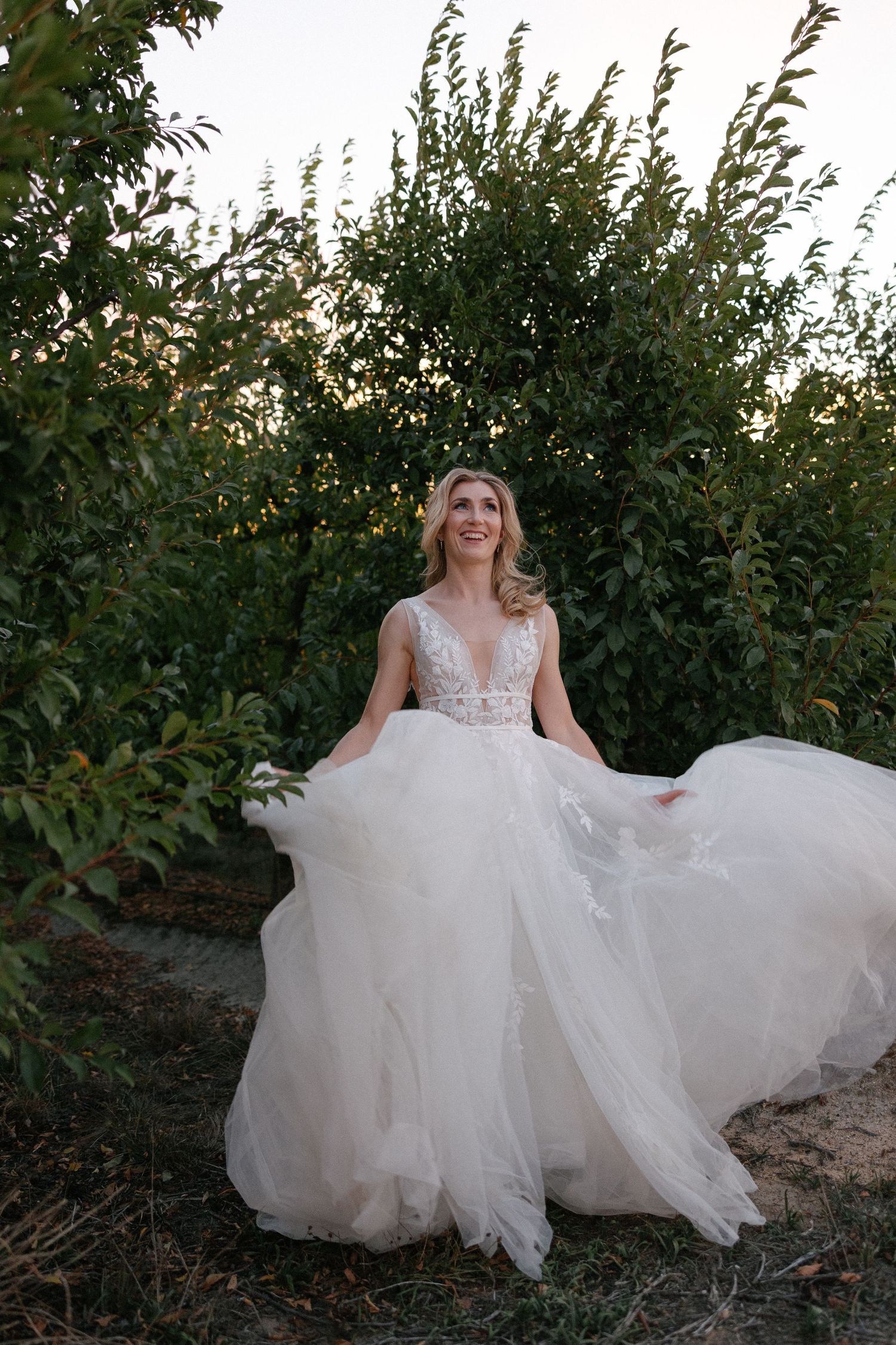 Aishling and Hendrik at Nooitgedacht Estate in Stellenbosch, documentary wedding photos capturing celebrations and beautiful portraits.