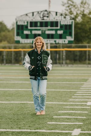 Senior Grad Picture Portraits, Twin Ports area, Duluth and surrounding areas.