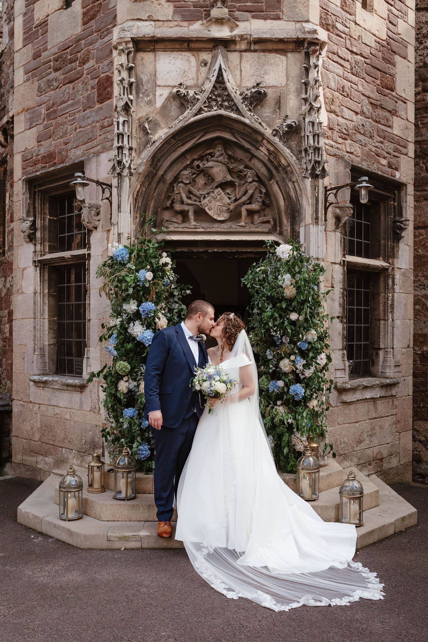 Zara Davis Wedding Photography Berkeley Castle Gloucestershire Cotswolds Bristol Bath Cheltenham London