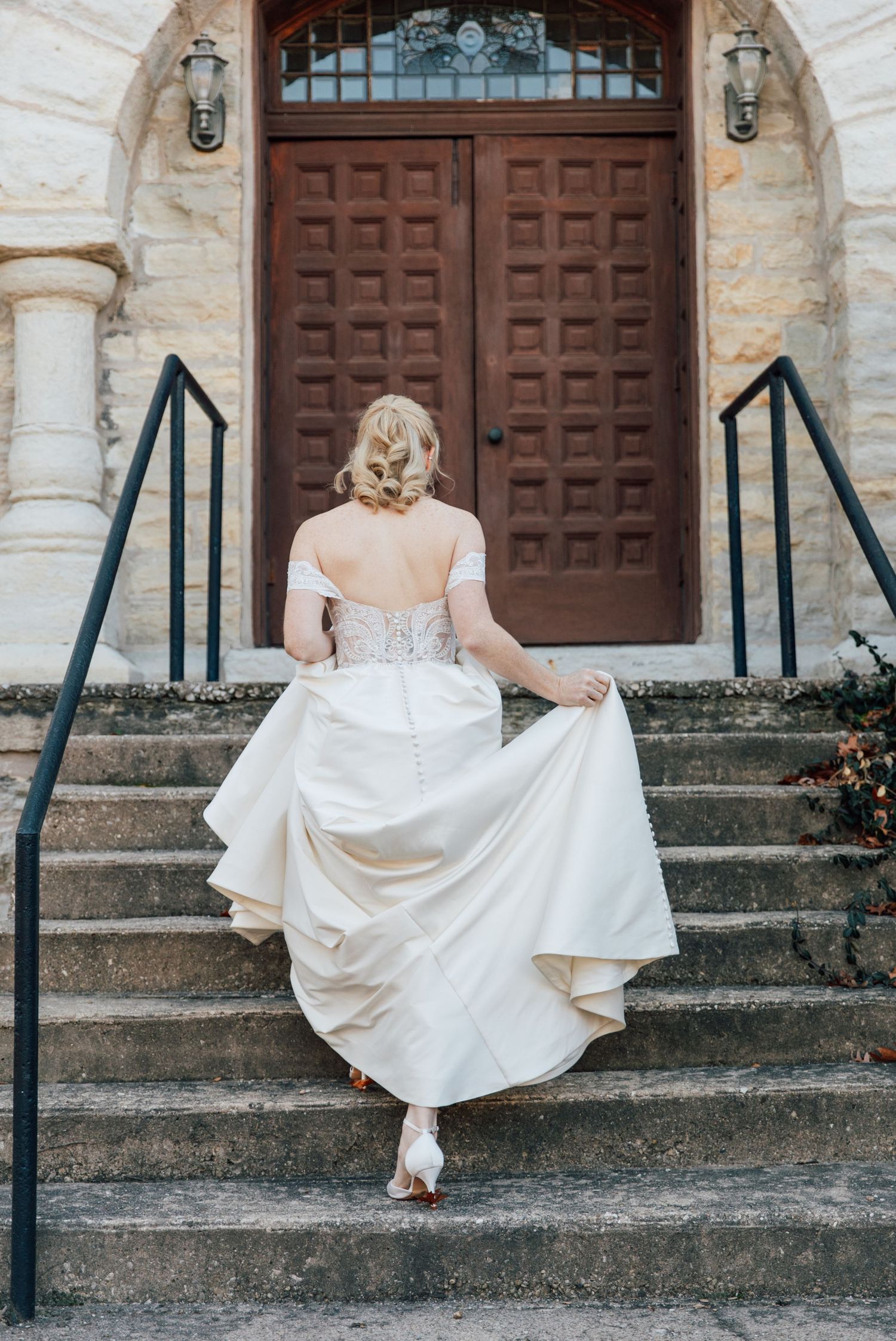 Castle wedding in Chicago Illinois, a southside chicago gem