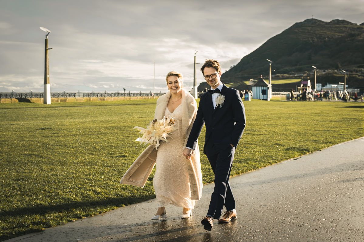 Royal-Hotel-Bray-Christmas-wedding