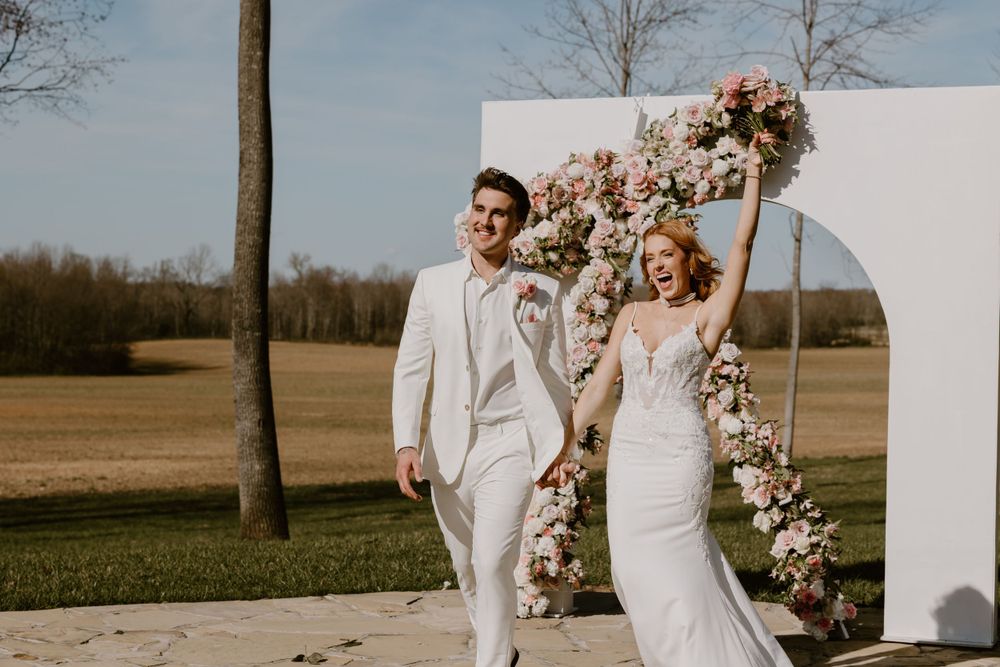Knoxville and Chattanooga Wedding Photographer