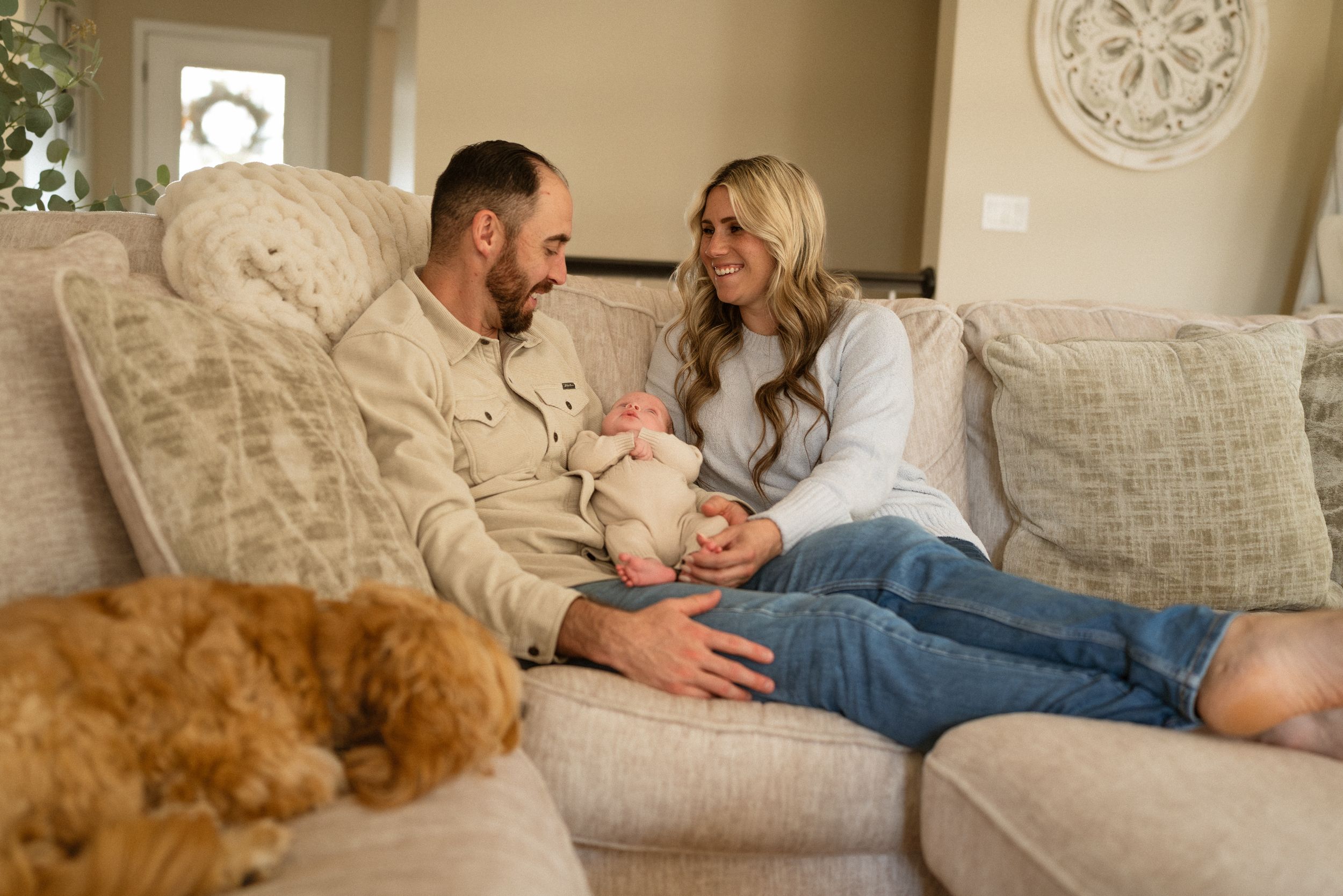 tender moments, love, mom, mom and baby, motherhood, newborn, tiny hands, kisses, parenthood, new parents, new baby, dog, dog family photos