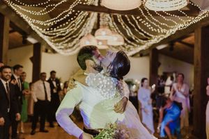 Quinta da Eira night wedding celebration with raw energy