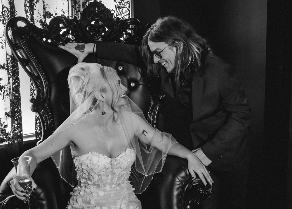 Gothic bride meets rock 'n roll vibes in this epic Halloween Las Vegas elopement. Bold, moody, and unforgettable.