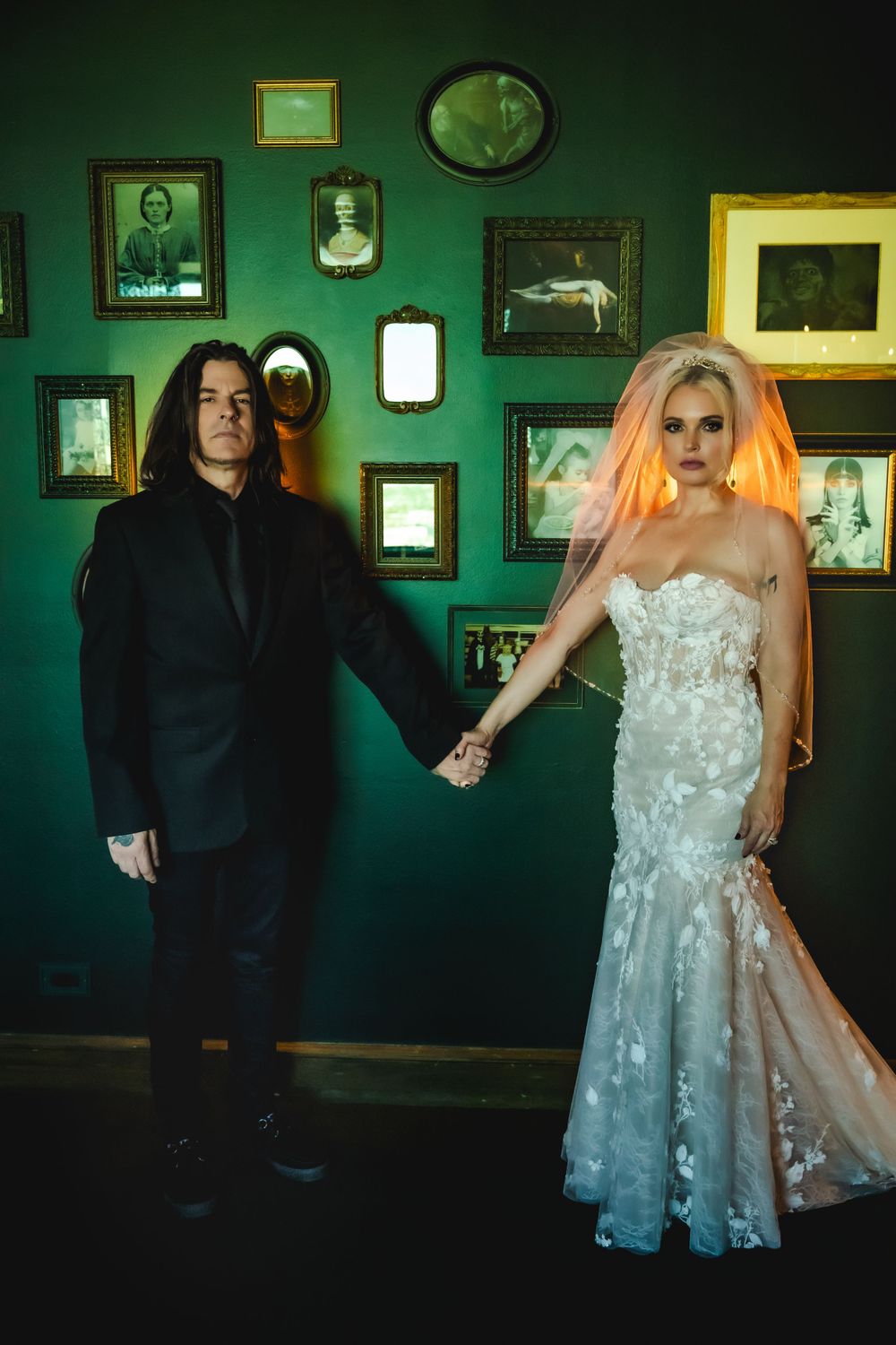 Gothic bride meets rock 'n roll vibes in this epic Halloween Las Vegas elopement. Bold, moody, and unforgettable.