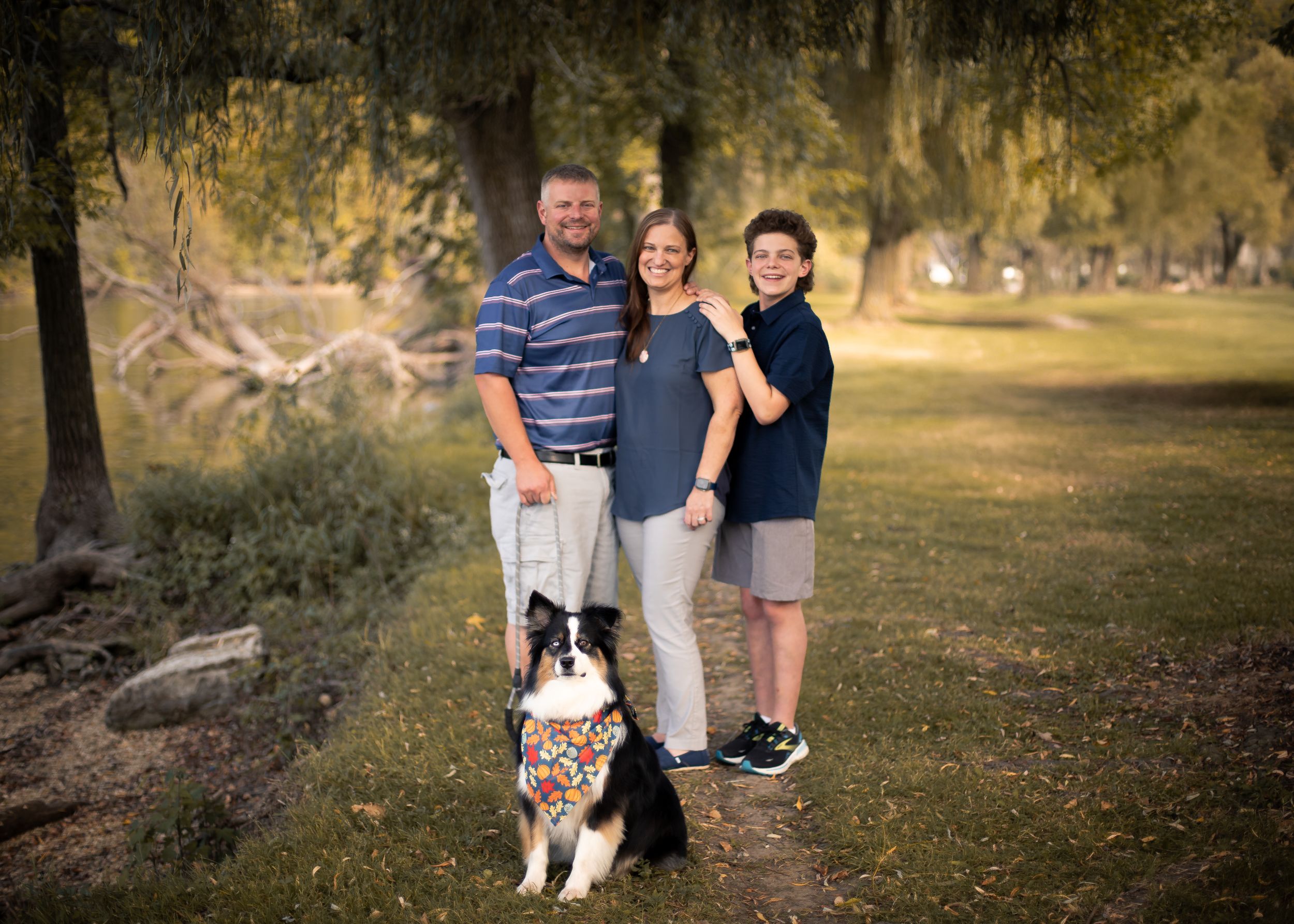 Family Portrait
Professional Photographer Janesville Wisconsin
outdoors
natural light photography