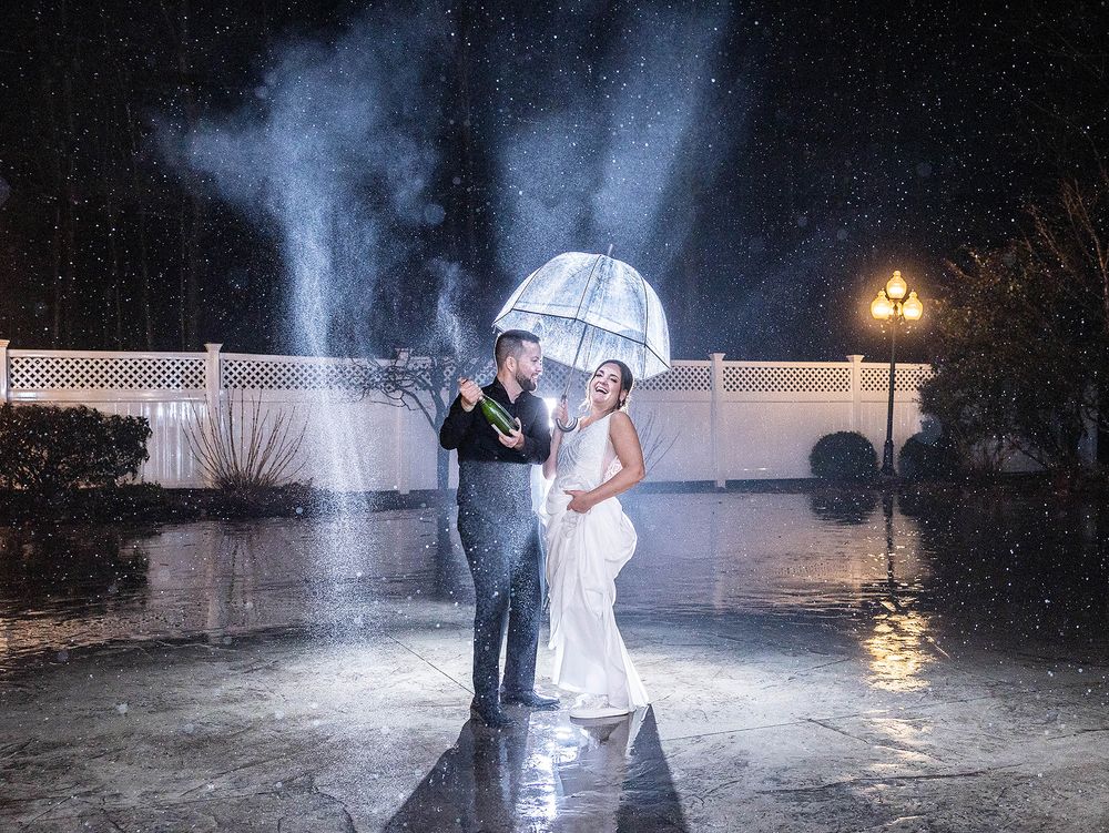 best wedding photos, bride and groom, wedding photos, wedding portraits, outdoor wedding, luxury wedding, love, champagne spray, night photo