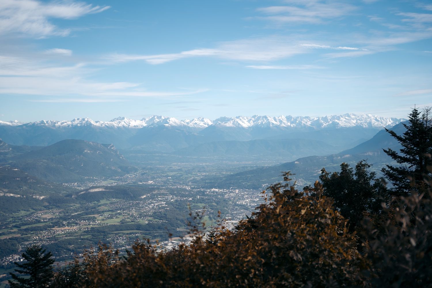 vue sur belledonne depuis le molard noir