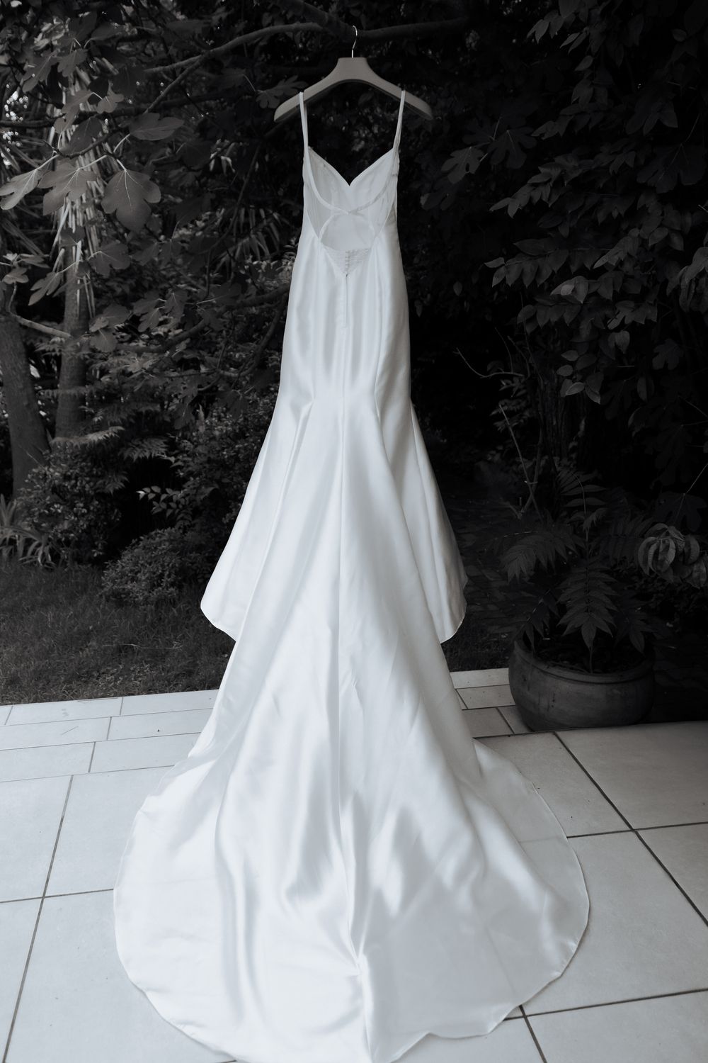 Luxury editorial wedding photographer Johannesburg documenting modern couples with artful composition and honest emotion.