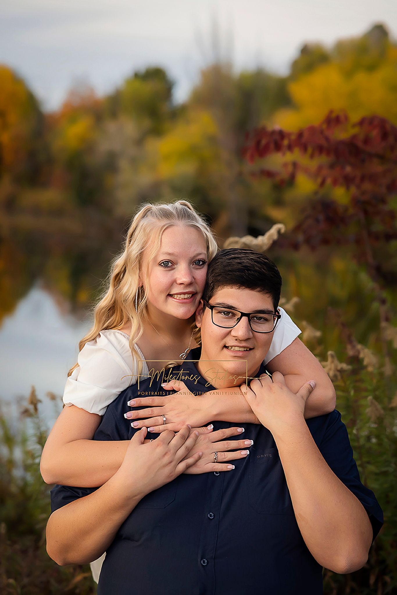 Boise engagement photo at Kathryn Albertson Park