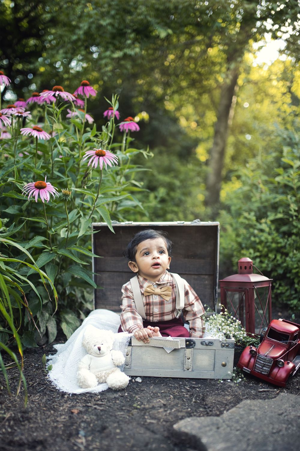 Frisco and all of Dallas TX, cake smash session by Bhaire Photography, playful baby in studio with safe, themed props