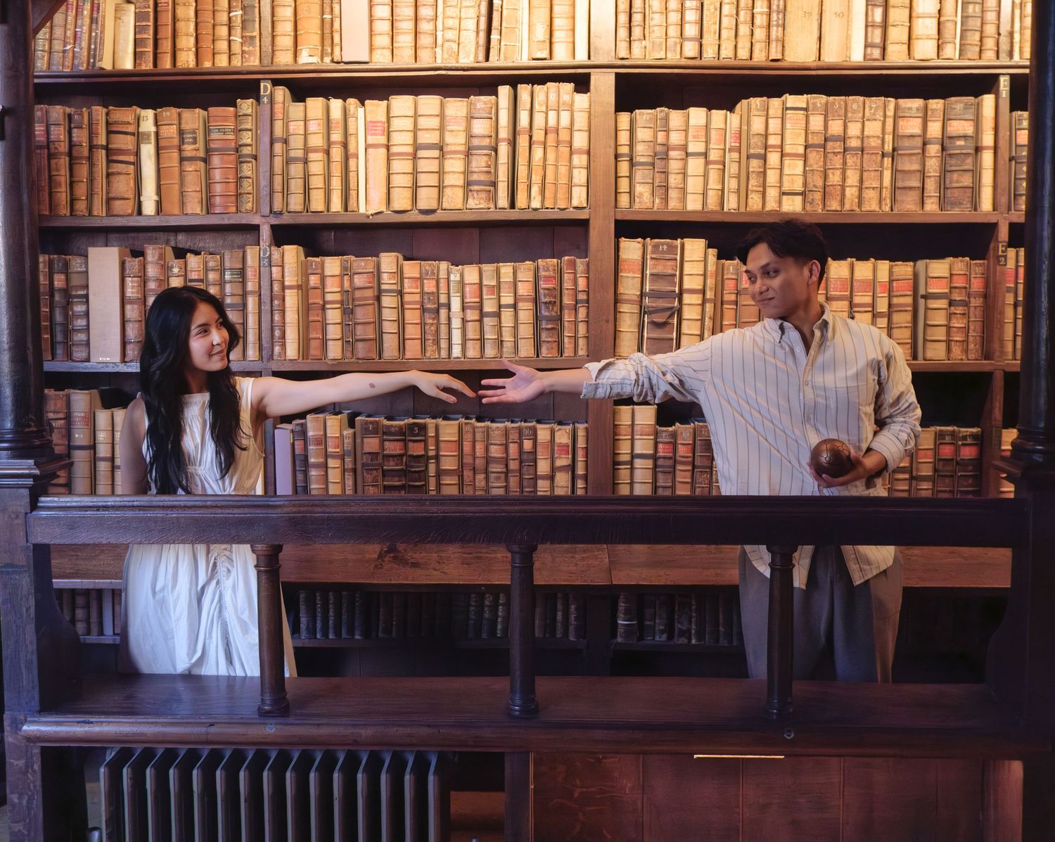Wedding proposal at the Bodleian Library in Oxford