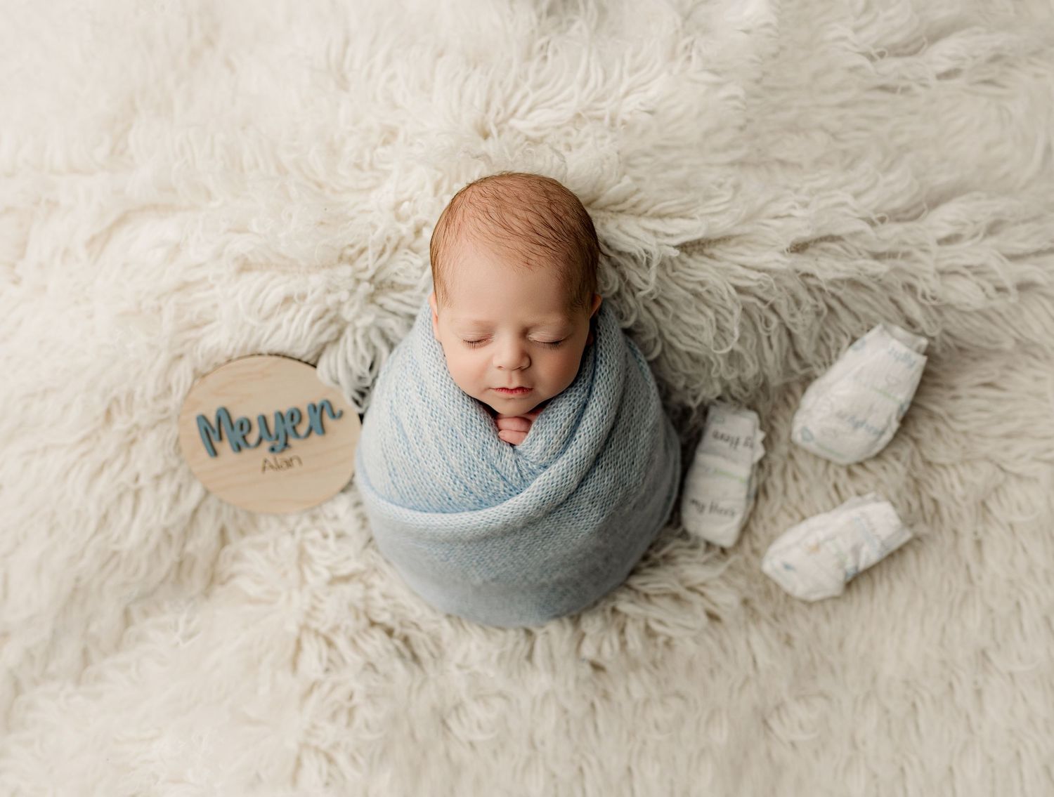 Bailey's Photography | Grayson KY Newborn Photos | BEST Baby Photography | Soft Neutrals | Family-Owned Studio