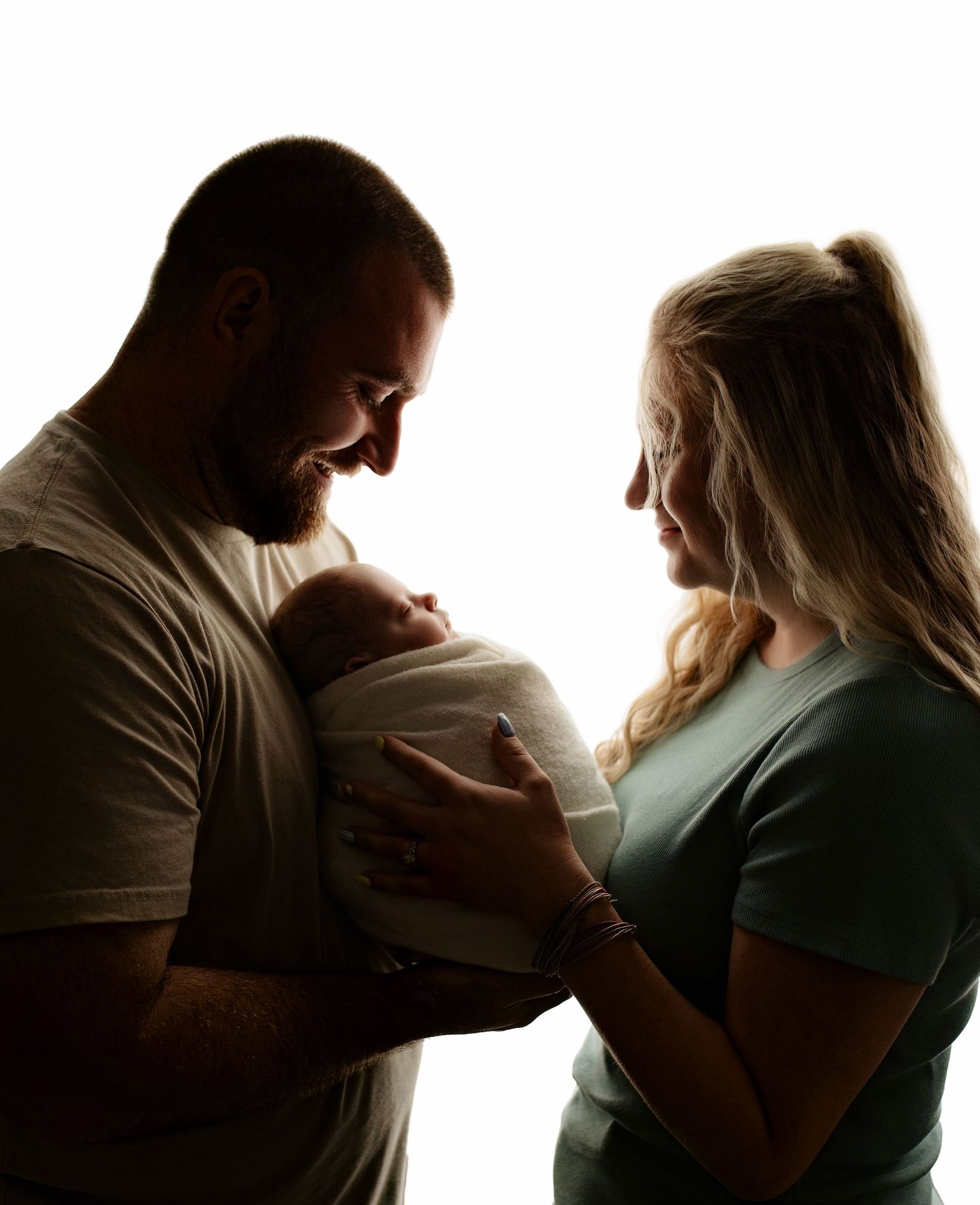 Bailey's Photography | Gallipolis Ohio | Newborn Photography Studio | Top-Rated Baby Photos | Payment Plans