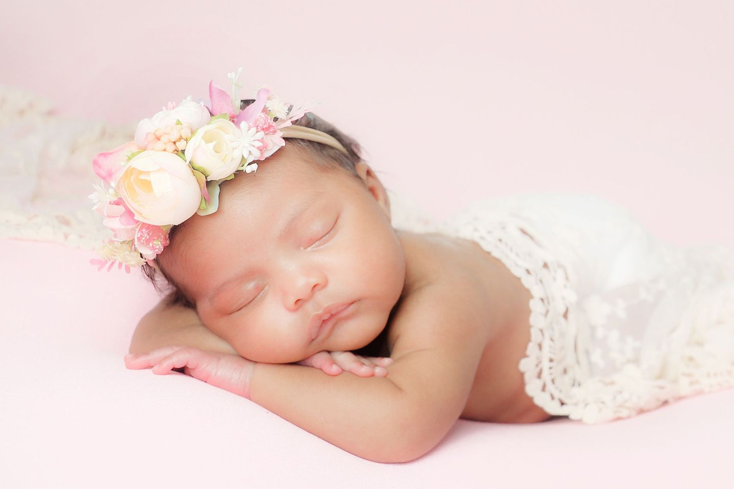 Northwest Arkansas newborn photographer