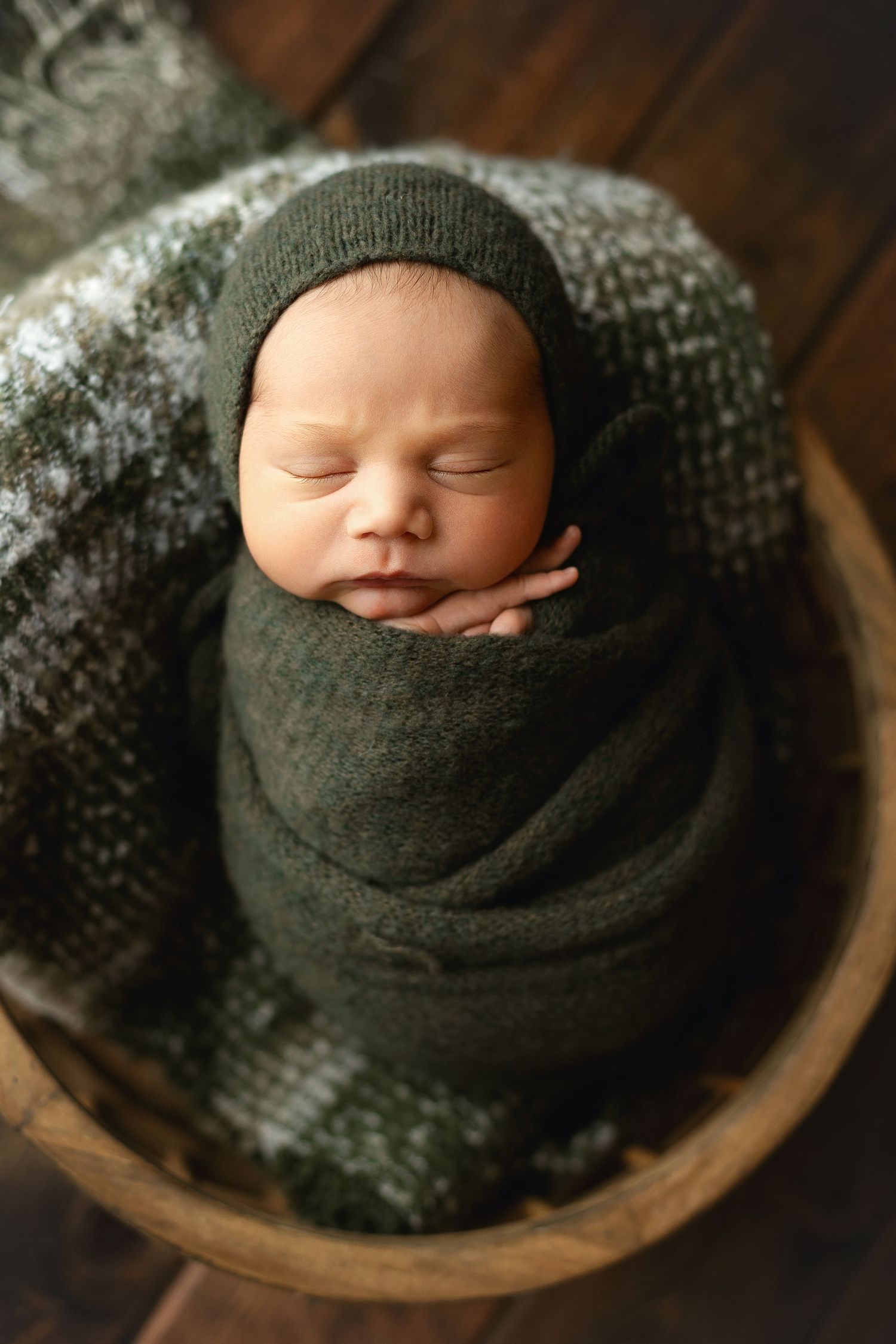 Green wrap on baby. Greenville sc newborn photographer, Easley sc newborn photographer, Greenville newborn, Greenville sc photographer, newb