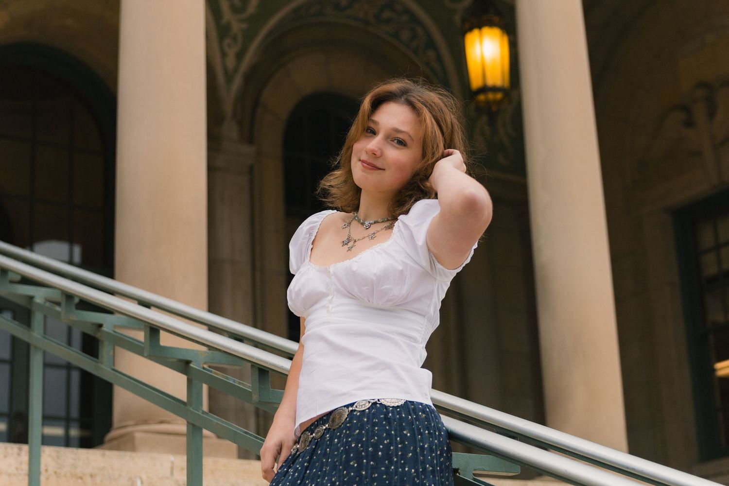what to wear senior yearbook pictures professional photographer advice madison wisconsin statement necklace jewelry unique belt ruffle top