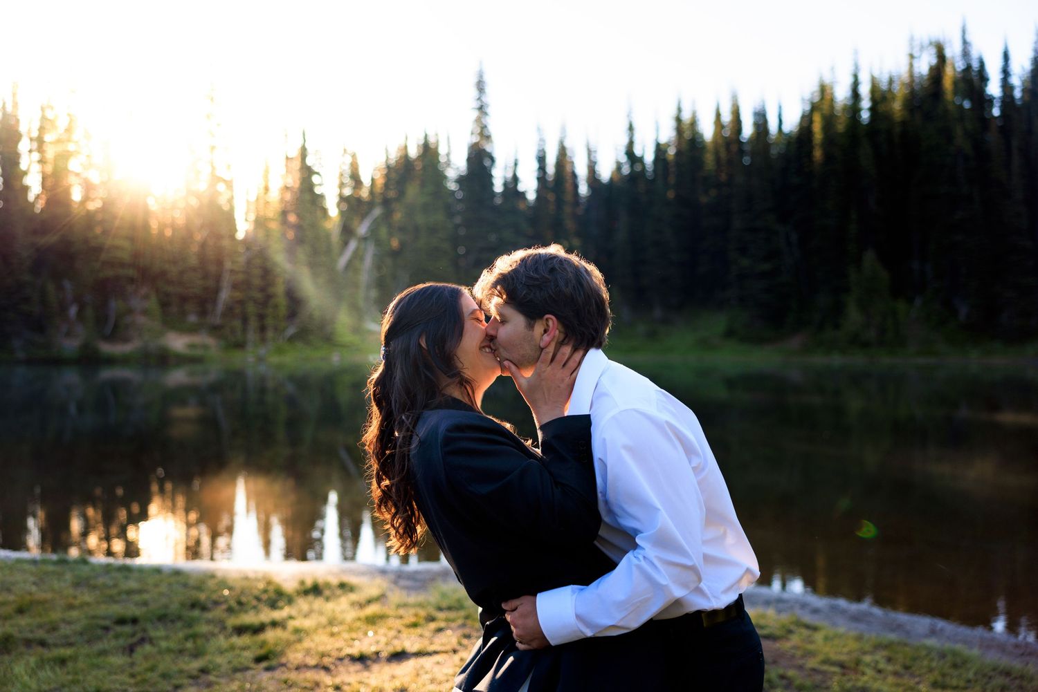 storytelling PNW adventure elopement photography