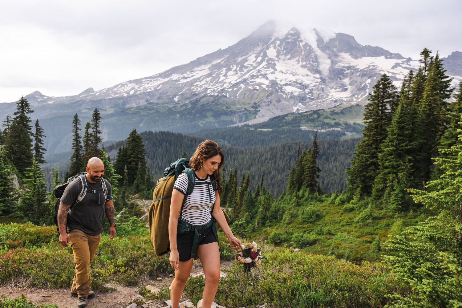 storytelling PNW adventure elopement photography